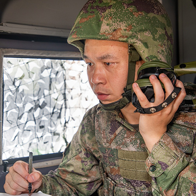 七赴高原，角逐無形戰(zhàn)場——記“最美新時代革命軍人”陳楊